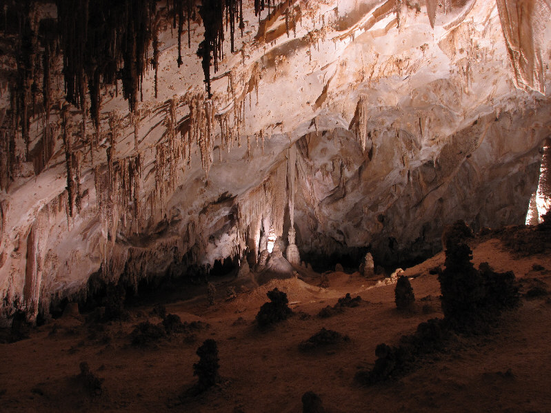 Many of the stalactites here are blunted because of breakage by previous thoughtless tourists.