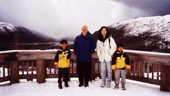 It's still winter in the mountains!