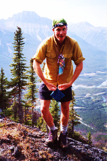 I want to see...a man with three buttocks!