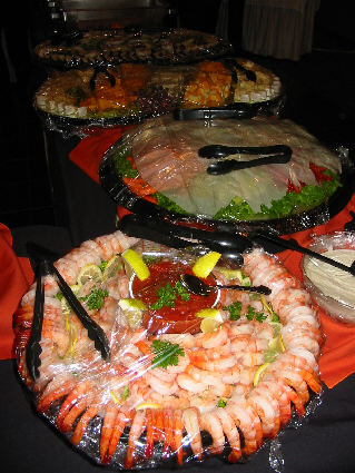 Lookit all da shrimp!