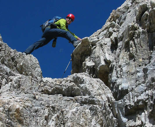 BTW, that's only Vern's water bottle hanging down between his legs.