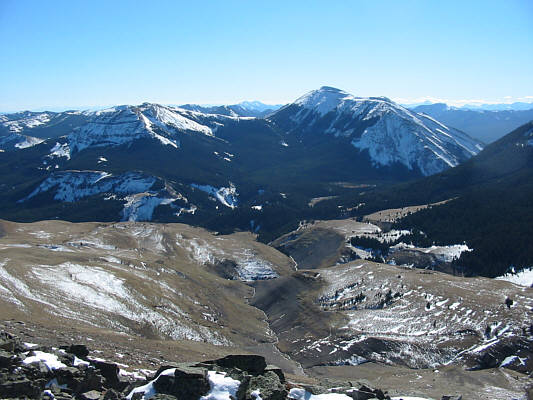 Coffin Mountain looks like another easy scramble.