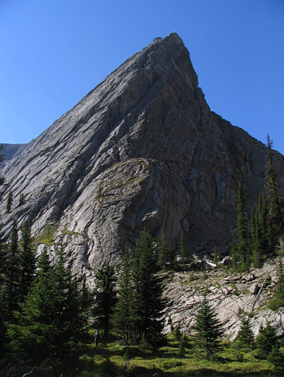 This is actually one of the sub-peaks I would bag later in the day.