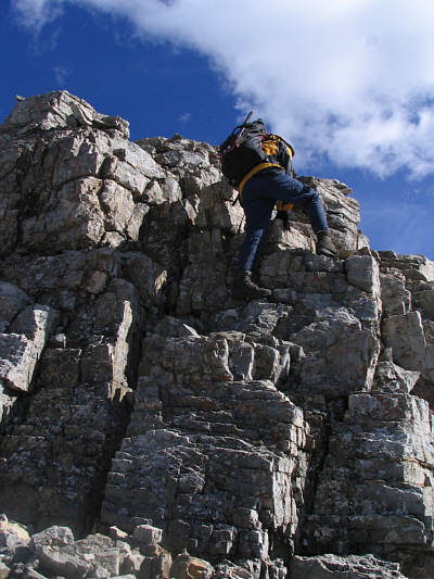 Kane advises passing this buttress on the left, but steep snow and ice made that route too dangerous on this day.