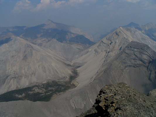 The hike to Buller Pass is bloody long! Better to scramble up Mount Engadine!