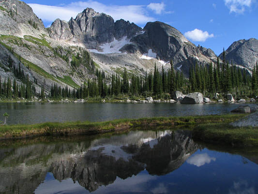 The large tarn here is also known as Wicca Lake.