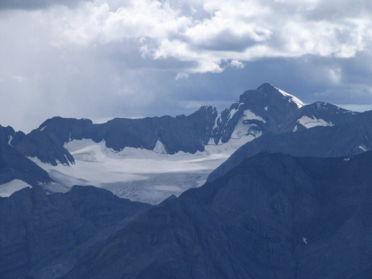 The Ptain Basin is a remarkable area that is well worth a visit.