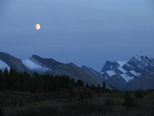Somehow, I missed the first turn-off to Baker Lake somewhere here and had to take a second turn-off. I blame the moon.