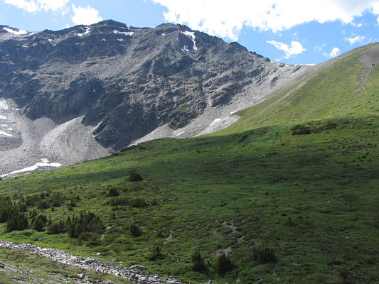 There's some good scree surfing to be had coming down this end of the ridge.
