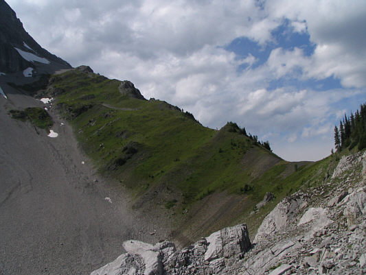 Easy hiking up this ridge.