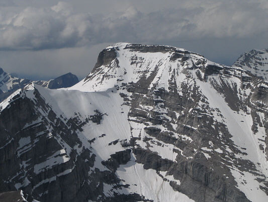 Still lots of snow on the scramble route!