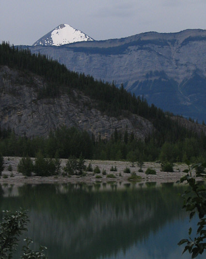 This lake doesn't even show up on my GemTrek topo map!