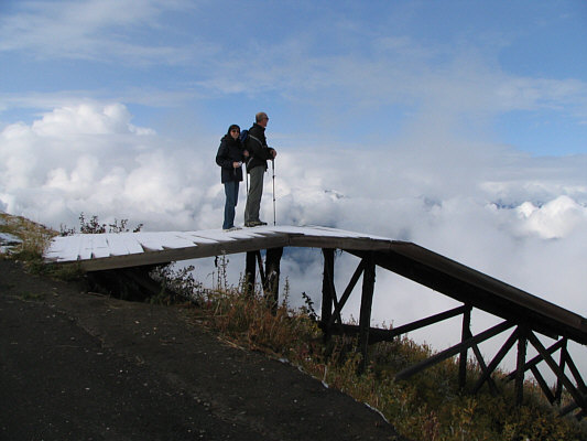 Apparently this ramp is no longer used because take-offs are dangerous from here.