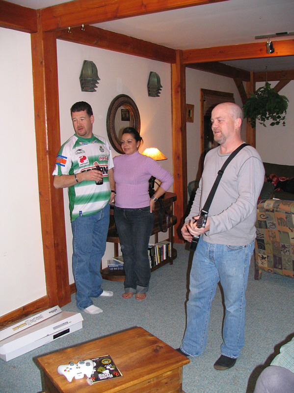 Mair kinda looks like some rocker from the 70's!