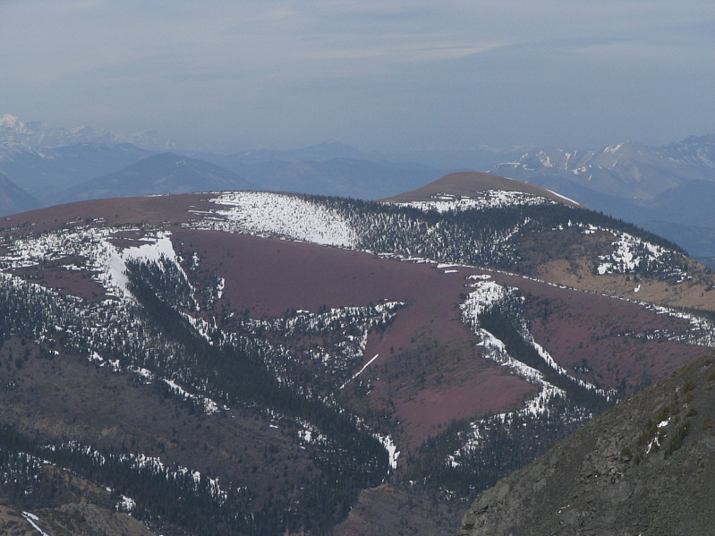 Lots of great ridge walking to be had in this area!