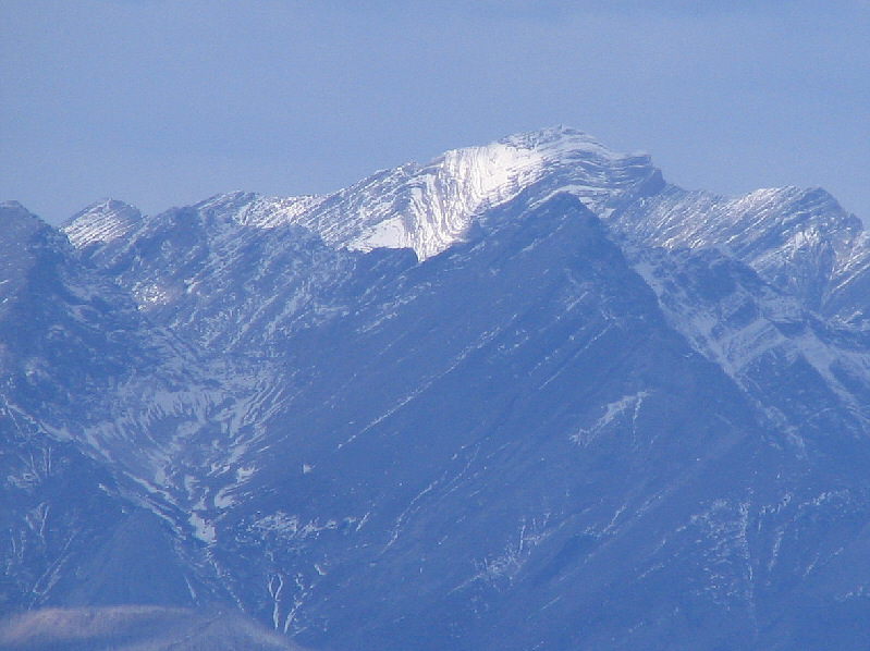 I wouldn't want to try that south ridge now with all that snow!