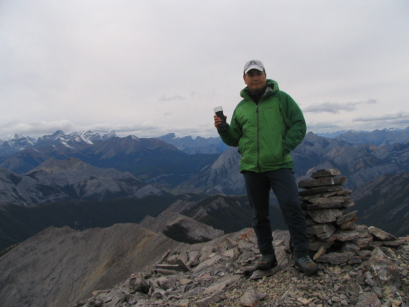 The elevation was according to my GPS reading.