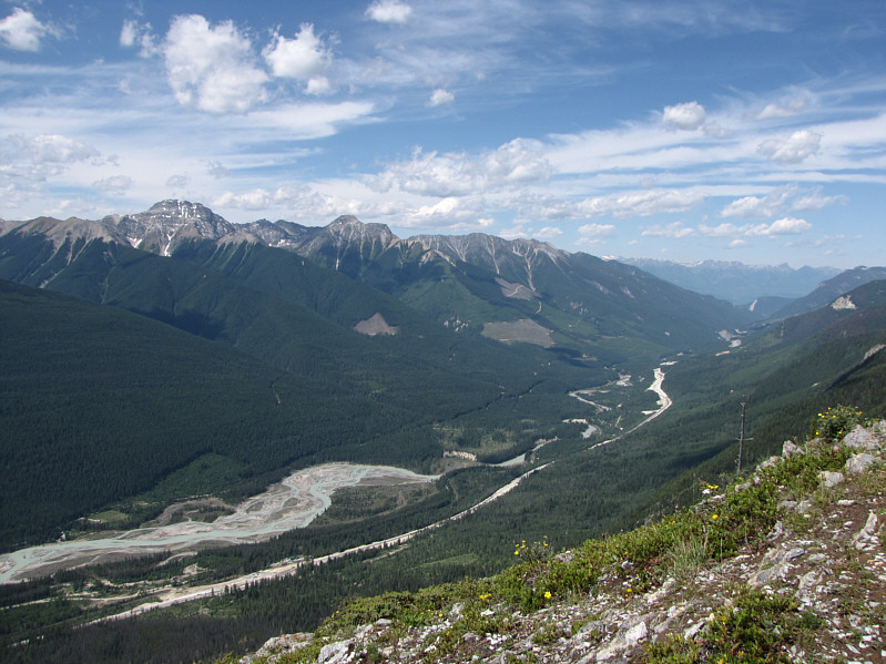 It was so warm that I stripped naked here to dry out my sweat-soaked clothes!