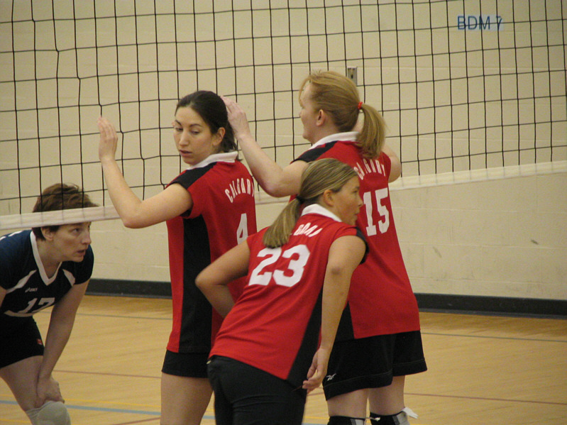 Way to get the hands up, ladies!