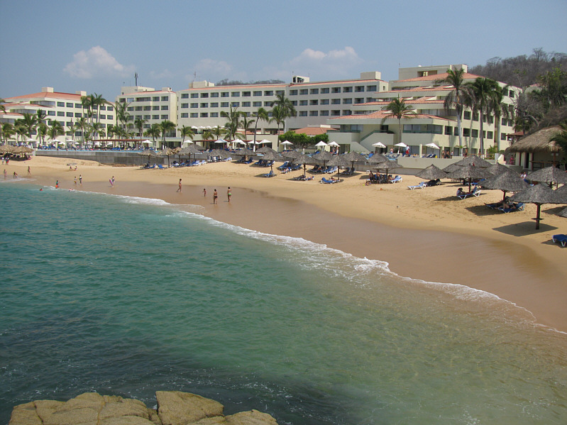 This was about as crowded as the beach got during our entire stay.