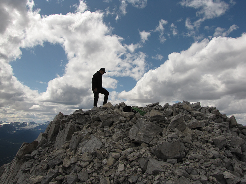 The ascent took me about 7 hours.