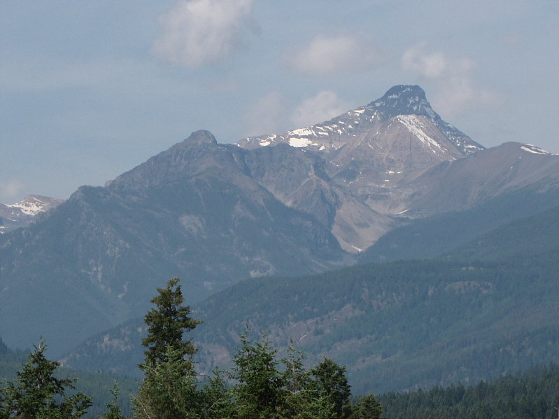 Hmmm...the summit is still shaded by clouds!
