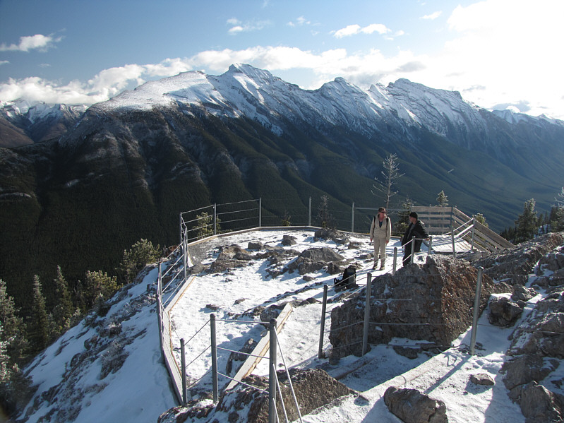 That's Cat talking to Jaremy.