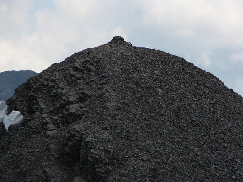 This picture is strangely arousing...