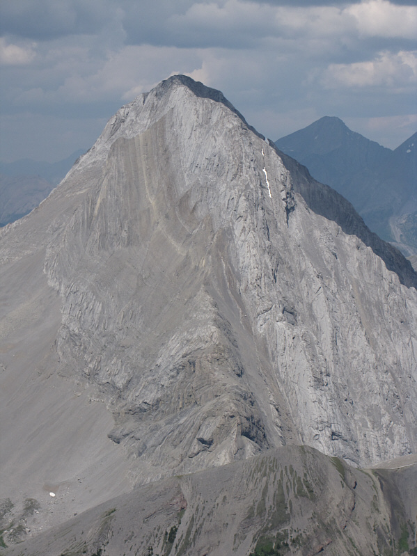 The scrambling difficulty of this peak is a bit overhyped in my opinion.