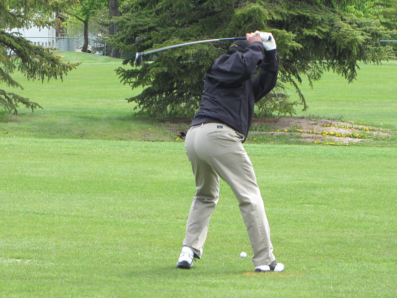 Look at the bend in the club!