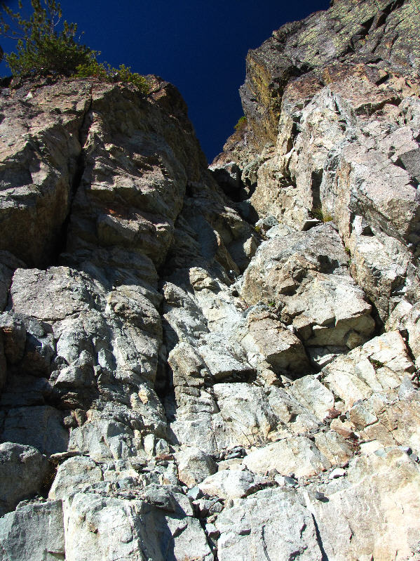 Doesn't look that difficult in the photo...