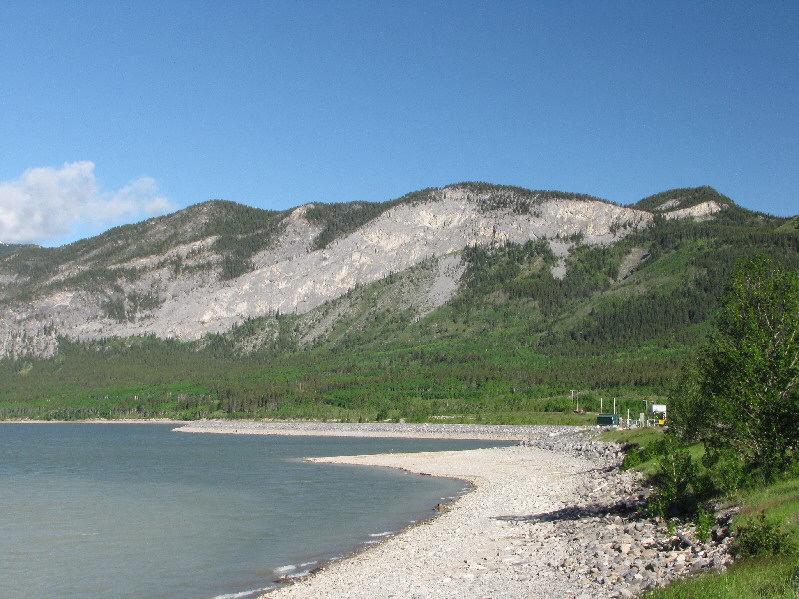 The lookout building is not visible from here.