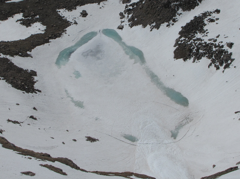 Note the curious lines created by the avalanche.