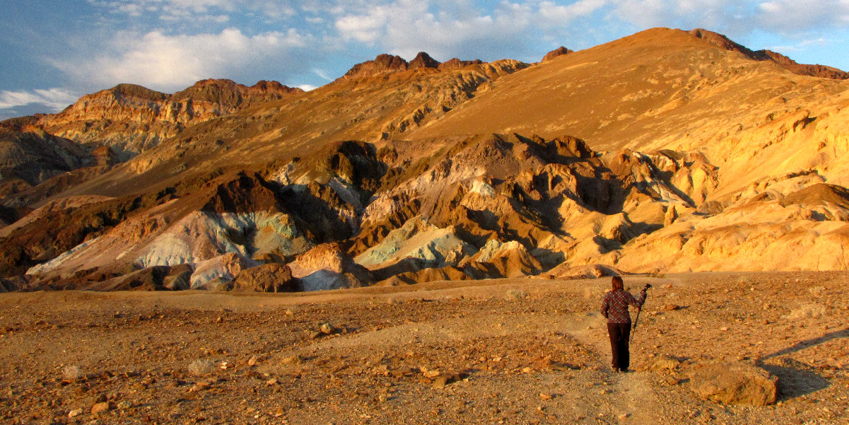 An appropriate place for an artist like Kelly!