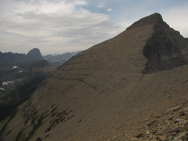 I wonder if Matahpi Peak would make a good ski ascent...