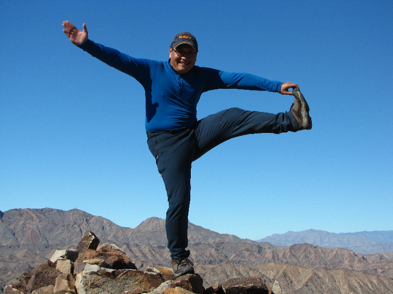 Except Harlan doesn't have a whacky sidekick like Bob does! ;-)