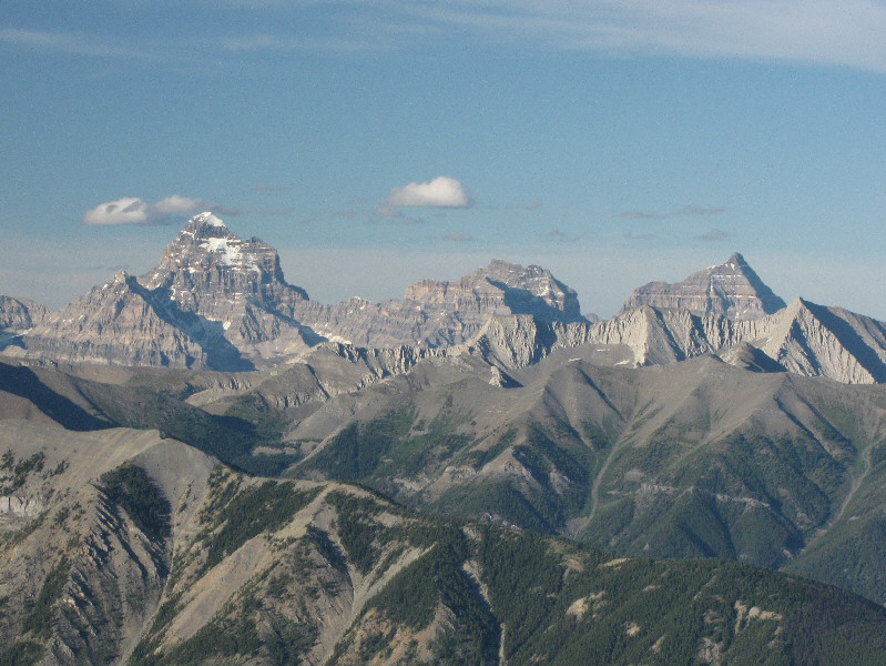 I always get Aye and Eon mixed up!