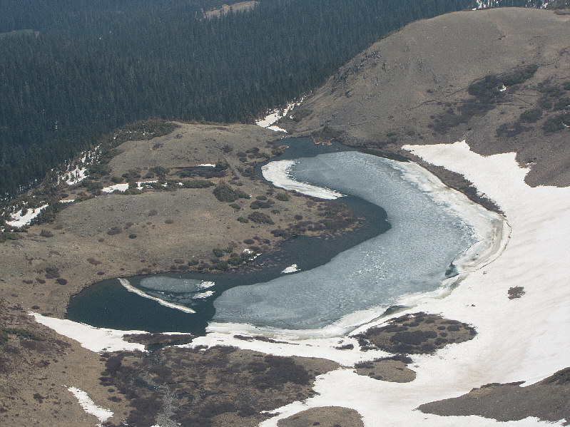 After all the desert terrain we had been through, it was nice to see a real lake again.