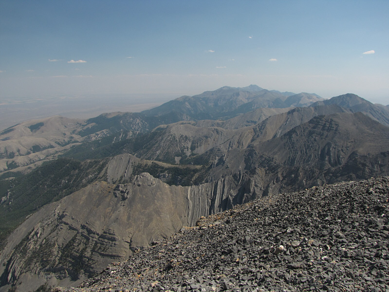 Lotsa rugged mountains here!