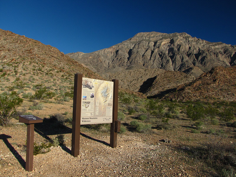 The sign describes a trail that doesn't really exist!