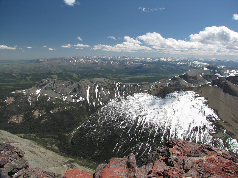 Look at all them peaks further south, Ma!