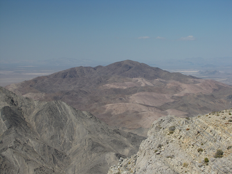 Looks like a long slog, but I wanna climb it too!