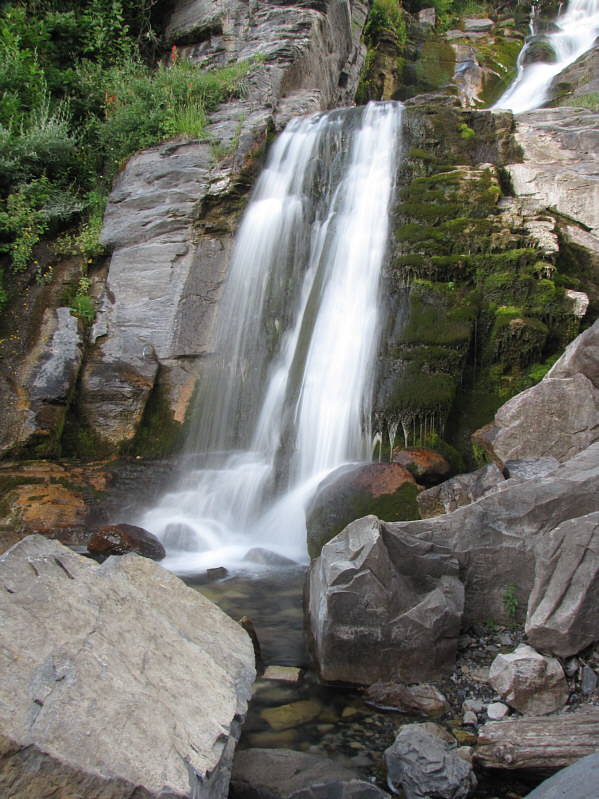 Not much else to see on the way down the headwall!