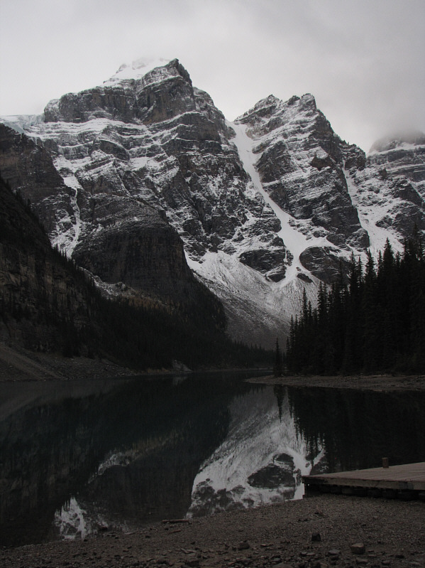 There was already quite a few tourists milling about here in the early morning.
