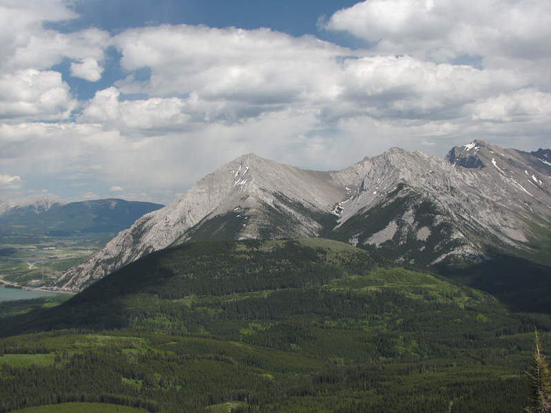 Access to Sentry Mountain is a bit tricky nowadays...