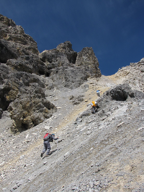 Stick to climber's right for better scrambling.