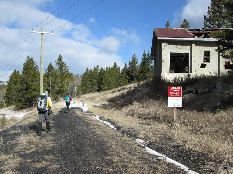 That house looks a bit drafty!