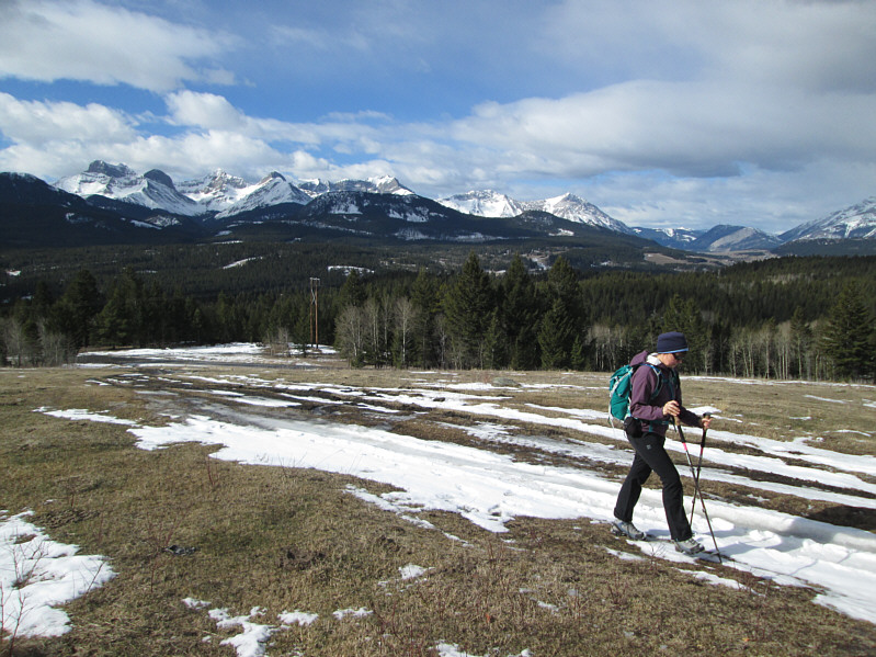 Some of those peaks on the horizon look familiar...