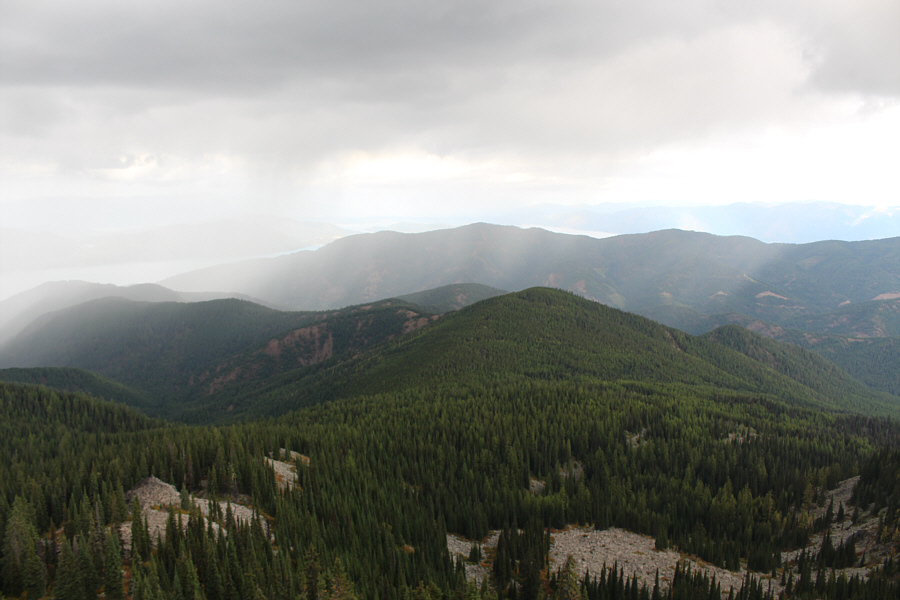 The vague bump at the far end of the ridge is actually known as Minerva Peak!