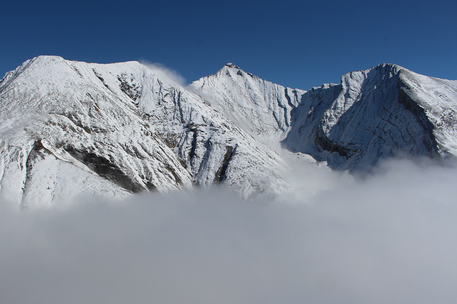 Might have to pay this peak a visit in the near future...